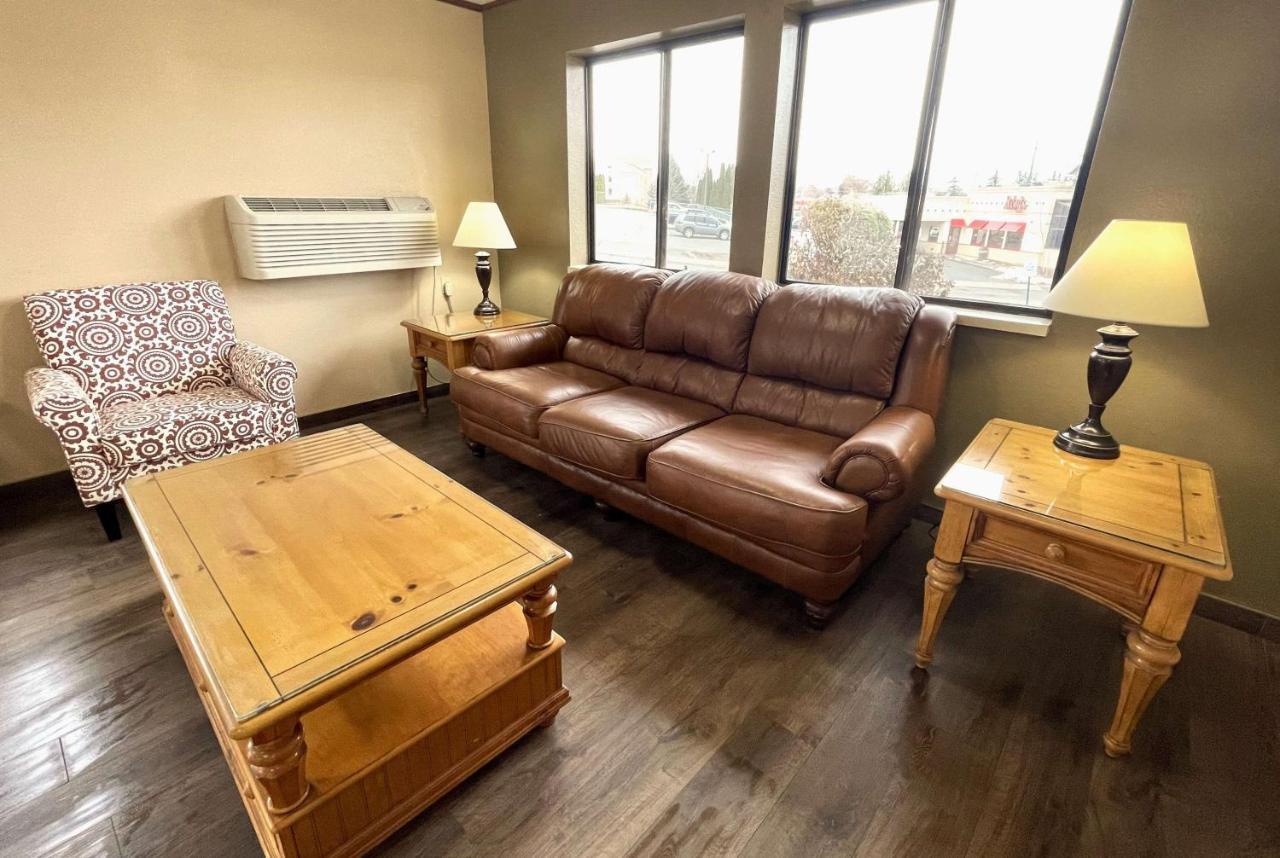Fairbridge Inn & Suites Moscow - Pullman Luaran gambar